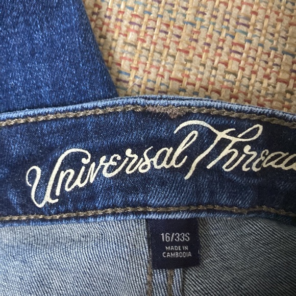 Universal Thread size 16 jeans. - Picture 6 of 11